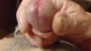 Mature qui se branle éjacule en vue rapprochée plus ralenti Mature qui se branle éjacule en vue rapprochée plus ralenti