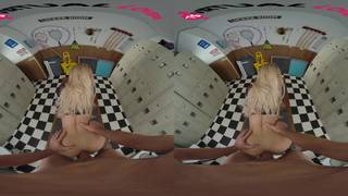 Le cul de Brittney Kade nous surprend dans ce porno VR en POV