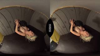 Gloryhole extrêmement chaud gangbang en réalité virtuelle Gloryhole extrêmement chaud gangbang en réalité virtuelle
