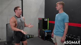 Kyle Fletcher, Mick Marlo, et Ryder Owens anal threesome