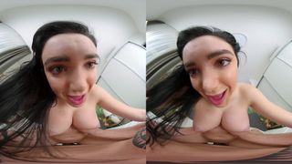 Brunette nous fait plaisir avec un porno POV en VR pour le sentir