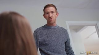 Kali Kingsley se fait remplir par la grosse bite de Danny D