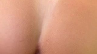 La française Margot Dulac aime sucer et baiser en POV