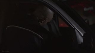 Dans le désert brûlant, elle se fait dominer sans limite !