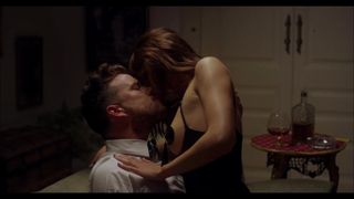 Ce couple nous donnera l’art de baiser dans ce porno chaud !