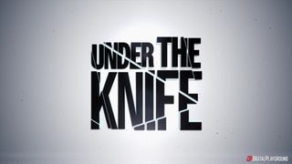 Kayley Gunner suce et fait une branlette espagnole au Dr. Vince Karter