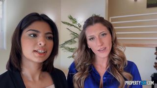 Addison Vodka apprend à la stagiaire Hazel Heart à sucer une bite